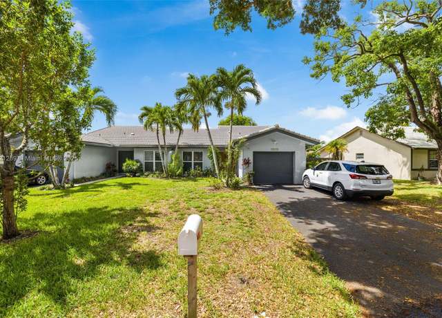 Property at 10650 NW 45th St, Coral Springs, FL 33065, 3 beds, 2 baths