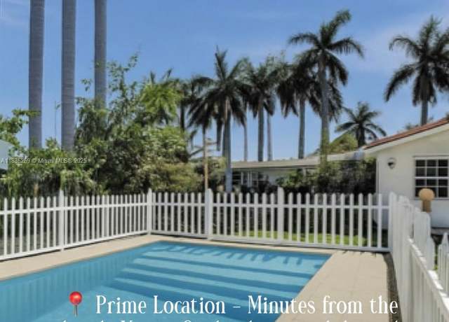 Property at 1611 Mayo Streeet, Hollywood, FL 33020, 3 beds, 2 baths