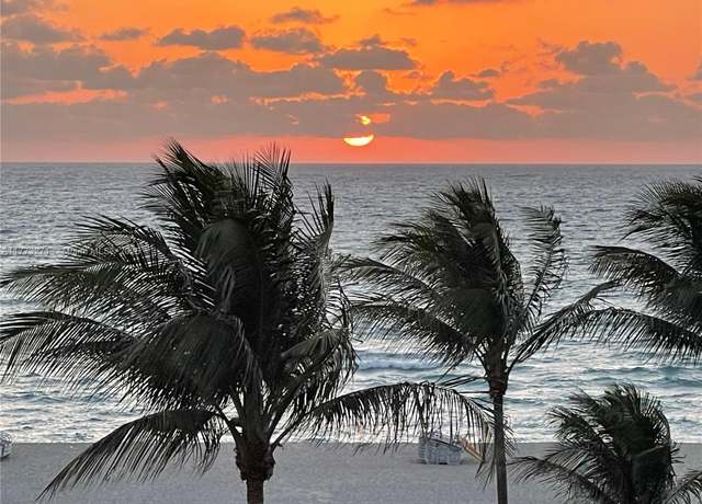 Property at 1623 Collins Ave #520, Miami Beach, FL 33139, 2 beds, 2 baths