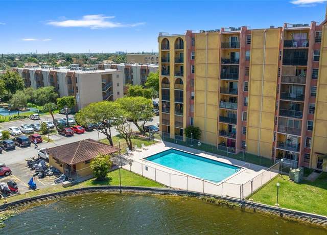 Property at 4719 NW 7th St Unit 304-11, Miami, FL 33126, 2 beds, 2 baths