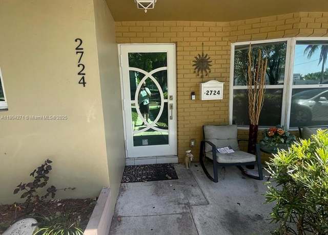 Property at 2724 Cleveland St, Hollywood, FL 33020, 5 beds, 3 baths