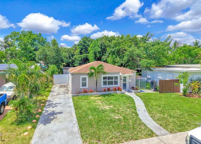 Property at 2318 Washington St, Hollywood, FL 33020, 4 beds, 2 baths
