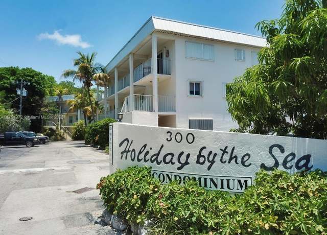 Property at 300 Ocean Dr #22, Key Largo, FL 33037, 2 beds, 1.5 baths