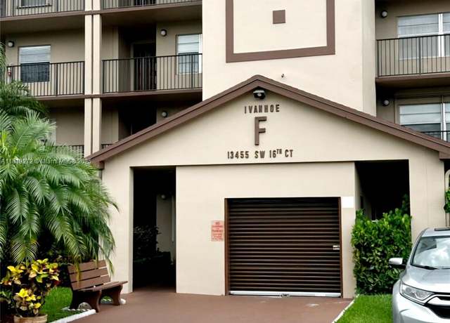 Property at 13455 SW 16th Ct Unit 304F, Pembroke Pines, FL 33027, 1 bath