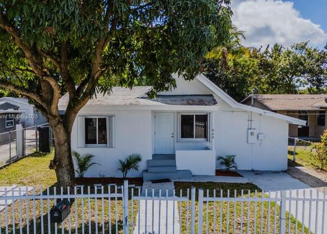 Property at 866 NW 108th St, Miami, FL 33168, 4 beds, 4 baths