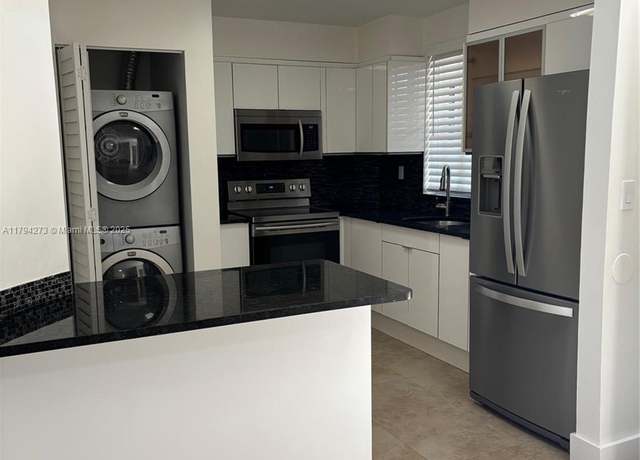 Property at 6195 NW 186th St #116, Hialeah, FL 33015, 1 bed, 1 bath
