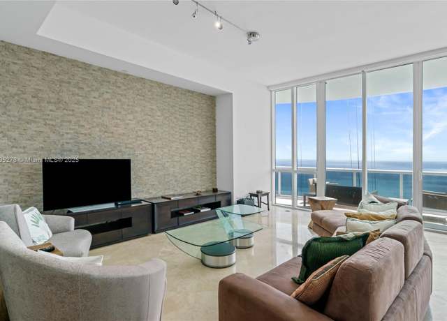 Property at 15811 Collins Ave #3901, Sunny Isles Beach, FL 33160, 3 beds, 3.5 baths