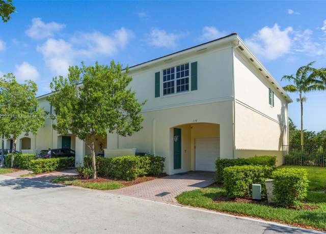 Property at 278 SW 7th Ct, Pompano Beach, FL 33060, 3 beds, 2.5 baths