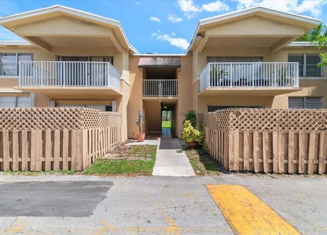 Property at 4110 NW 79th Ave Unit 2C, Doral, FL 33166, 2 beds, 1 bath