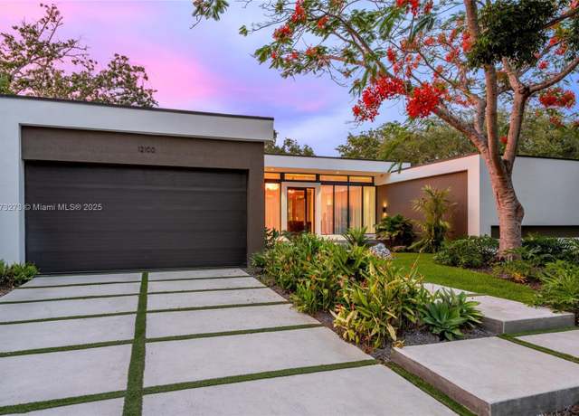 Property at 12100 SW 79th Ave, Pinecrest, FL 33156, 7 beds, 7.5 baths
