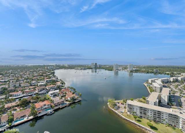 Property at 1000 W Island Blvd #2911, Aventura, FL 33160, 2 beds, 2 baths