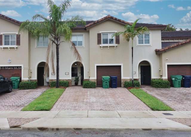 Property at 22130 SW 89th Ct, Cutler Bay, FL 33190, 3 beds, 2.5 baths