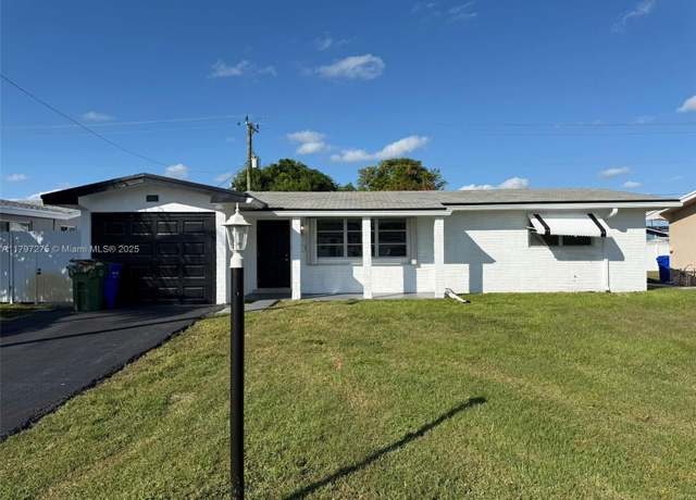 Property at 8811 NW 15th Ct, Pembroke Pines, FL 33024, 3 beds, 2 baths