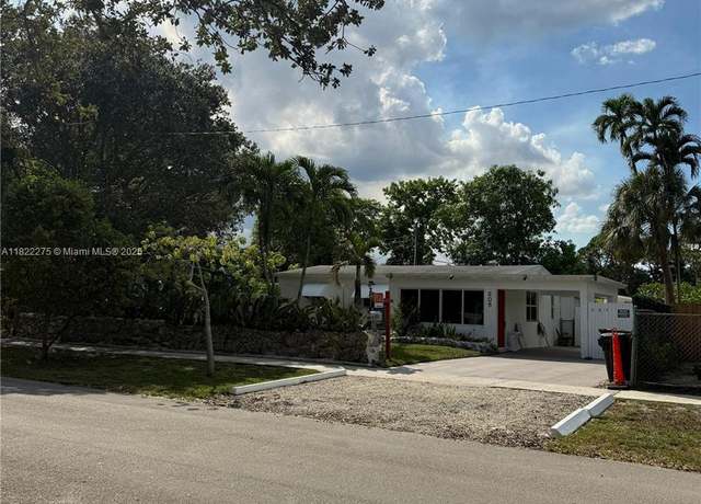 Property at 205 SW 21st Way, Fort Lauderdale, FL 33312, 3 beds, 2 baths