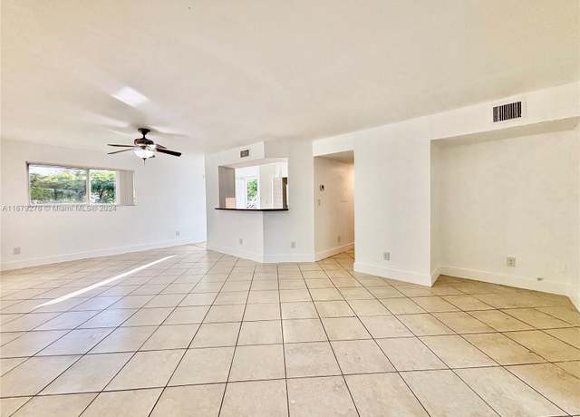 Property at 3405 NW 44th St #104, Oakland Park, FL 33309, 1 bed, 1 bath