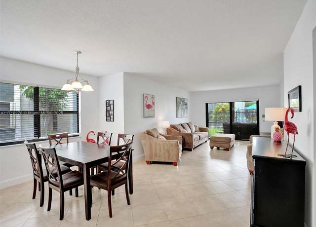 Property at 245 SE 10th St Unit 4B, Deerfield Beach, FL 33441, 2 beds, 2 baths