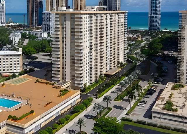 Property at 231 174th St Unit M18, Sunny Isles Beach, FL 33160, 2 beds, 2 baths