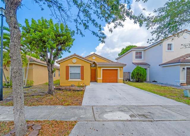 Property at 1917 SE 14th Ct, Homestead, FL 33035, 3 beds, 2 baths
