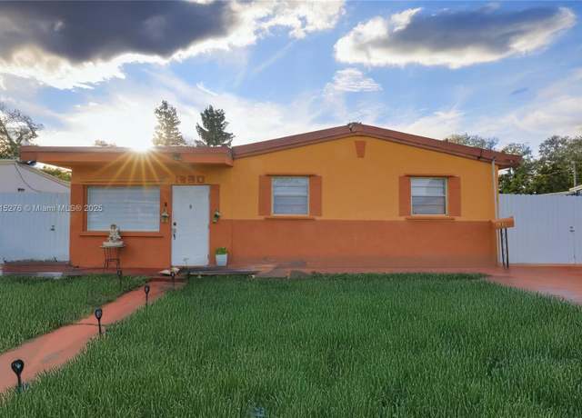 Property at 1330 N 69th Ave, Hollywood, FL 33024, 4 beds, 2 baths