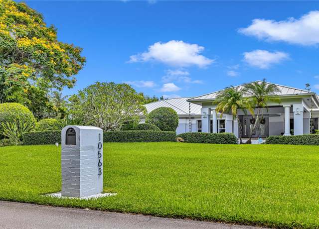 Property at 10563 SW 92nd Ave, Miami, FL 33176, 5 beds, 4.5 baths
