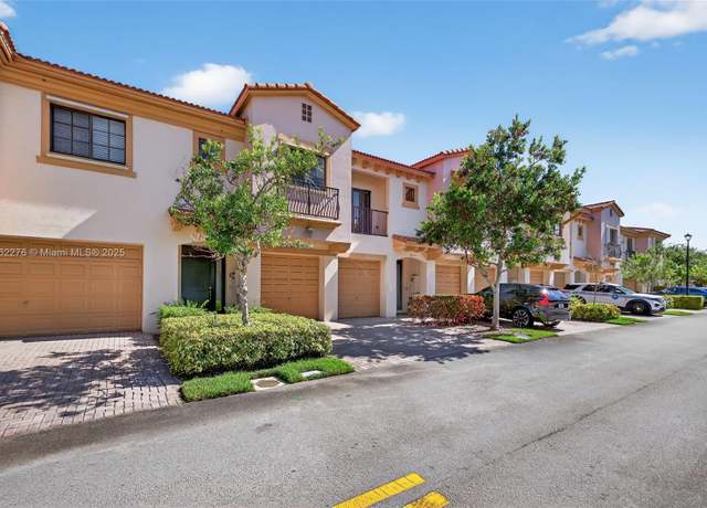 Property at 4759 Cypress St, Coconut Creek, FL 33073, 3 beds, 2.5 baths