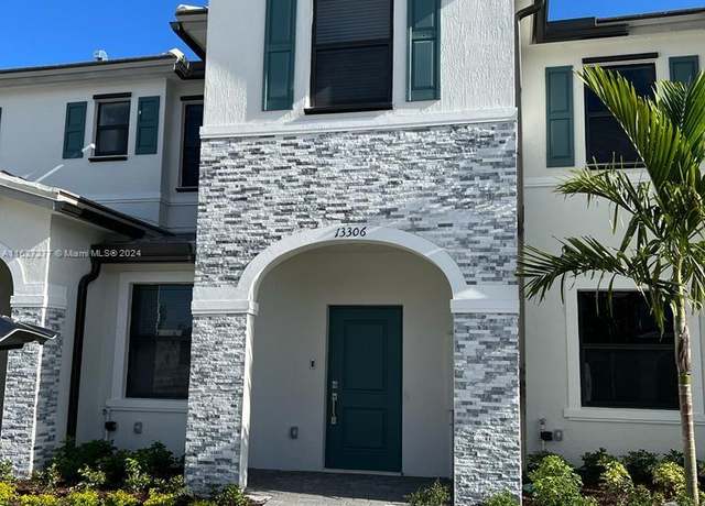 Property at 13306 SW 286th Ter #13306, Homestead, FL 33033, 3 beds, 2.5 baths