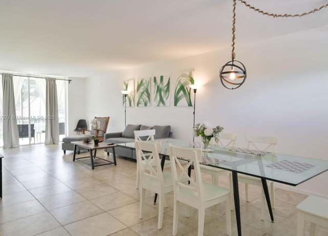 Property at 8901 Hollybrook #206, Hollywood, FL 33025, 1 bed, 1.5 baths