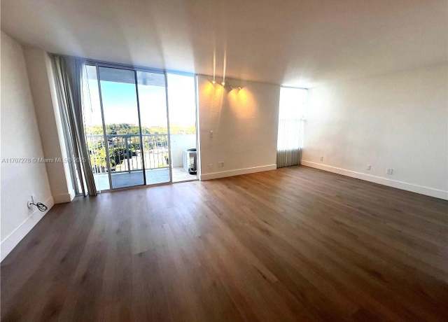 Property at 2020 NE 135th St #811, North Miami, FL 33181, 1 bed, 1 bath