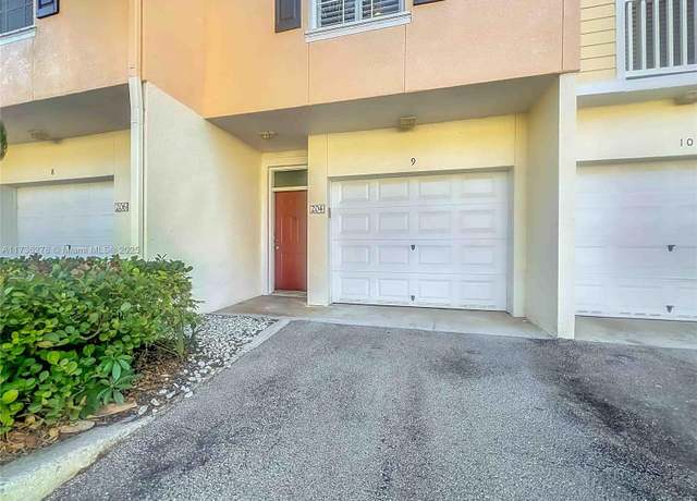 Property at 125 Galicia Way #204, Jupiter, FL 33458, 2 beds, 2.5 baths