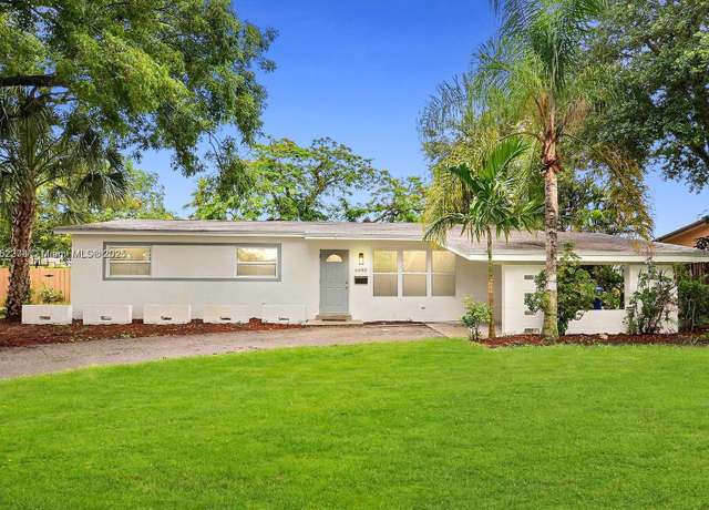 Property at 6880 SW 5th Ct, Pembroke Pines, FL 33023, 3 beds, 2 baths