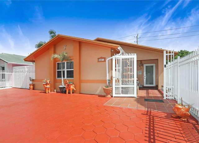 Property at 11879 SW 208th Ter, Miami, FL 33177, 3 beds, 2 baths