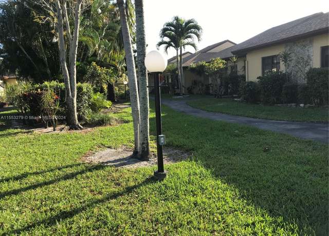 Property at 7512 SW 26th Ct #12, Davie, FL 33314, 3 beds, 2 baths