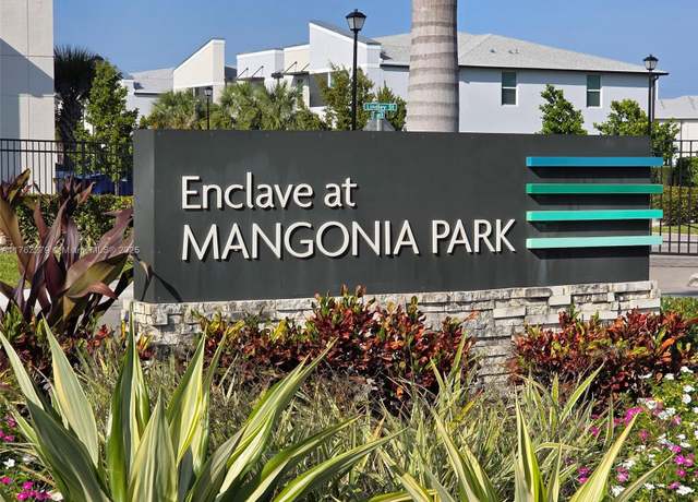 Property at 5631 Enclave Dr #5631, Mangonia Park, FL 33407, 3 beds, 2.5 baths