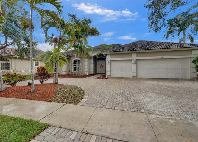 Property at 1463 SW 156th Way, Pembroke Pines, FL 33027, 3 beds, 3.5 baths