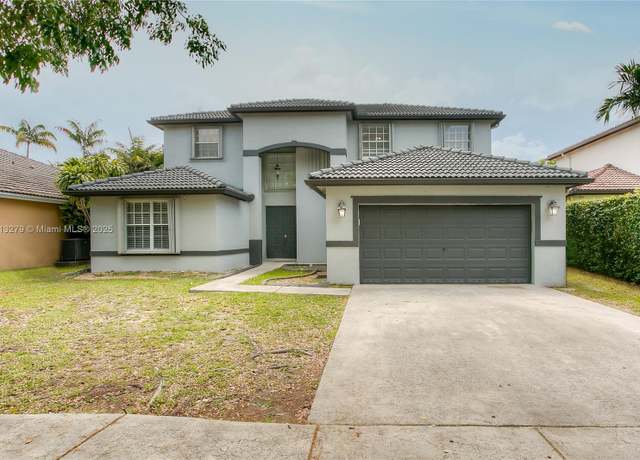 Property at 14701 SW 159th Ct, Miami, FL 33196, 6 beds, 3.5 baths