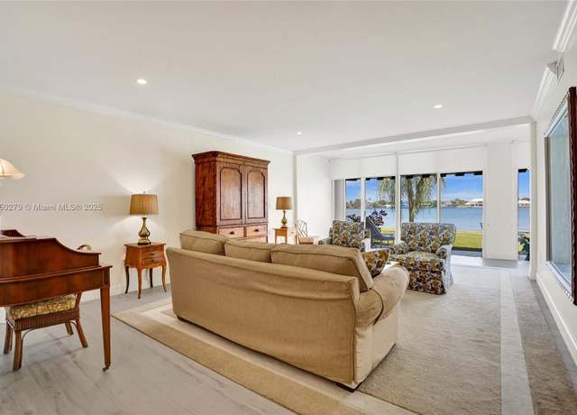 Property at 2160 Ibis Isle Rd #0030, Palm Beach, FL 33480, 2 beds, 2 baths