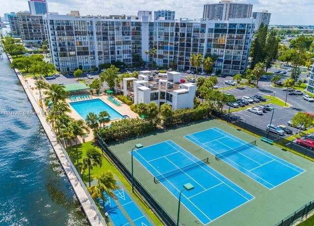 Property at 800 Parkview Dr #222, Hallandale Beach, FL 33009, 2 beds, 1.5 baths