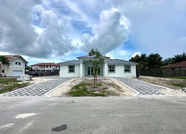 Property at 19855 SW 134 Ct, Miami, FL 33177, 4 beds, 3 baths