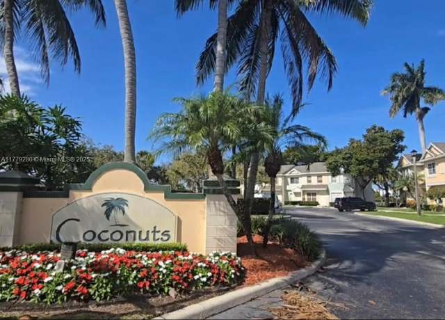 Property at 299 Duval Ct, Weston, FL 33326, 2 beds, 1.5 baths