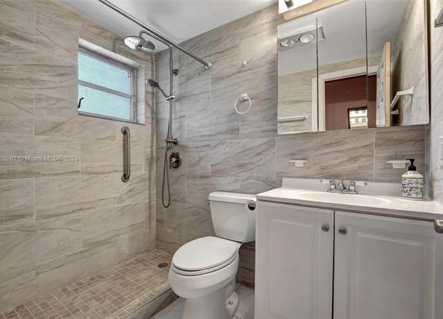 Property at 17090 NE 14th Ave #209, North Miami Beach, FL 33162, 1 bed, 1 bath