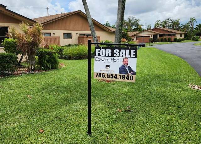 Property at 6478 E Royal Woods, Fort Myers, FL 33908, 2 beds, 2 baths