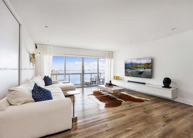 Property at 2451 Brickell Ave Unit 21D, Miami, FL 33129, 3 beds, 2 baths