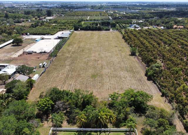 Property at 14350 SW 232nd St, Miami, FL 33170