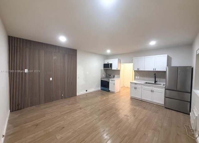 Property at 7734 Abbott Ave #101, Miami Beach, FL 33141, 1 bed, 1 bath