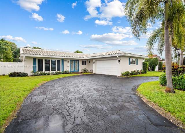 Property at 4901 Hayes St, Hollywood, FL 33021, 4 beds, 2.5 baths