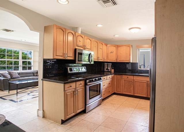 Property at 1531 Moffett St, Hollywood, FL 33020, 3 beds, 2 baths