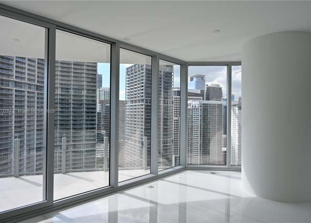 Property at 300 Biscayne Blvd Way #3407, Miami, FL 33131, 3 beds, 3.5 baths