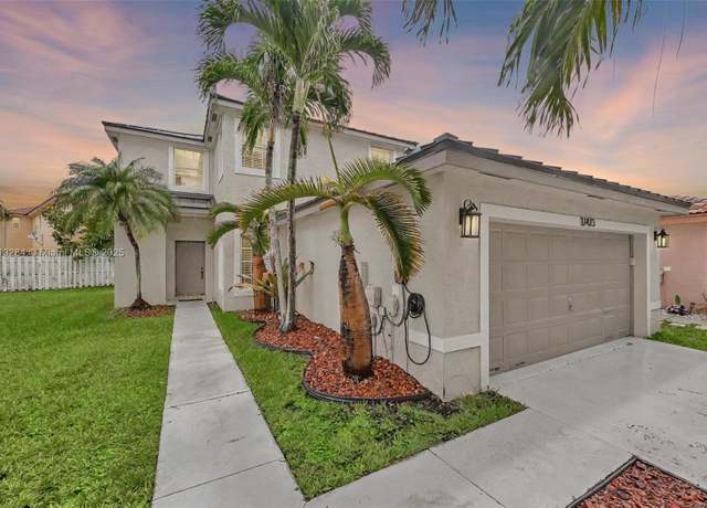 Property at 17473 SW 22nd St, Miramar, FL 33029, 3 beds, 3.5 baths