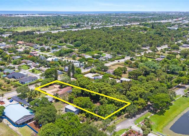 Property at 7075 High Ridge Rd, Boynton Beach, FL 33426, 3 beds, 2 baths