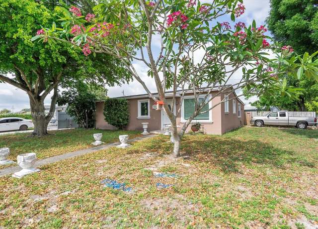 Property at 840 N 68th Ter, Hollywood, FL 33024, 3 beds, 1 bath